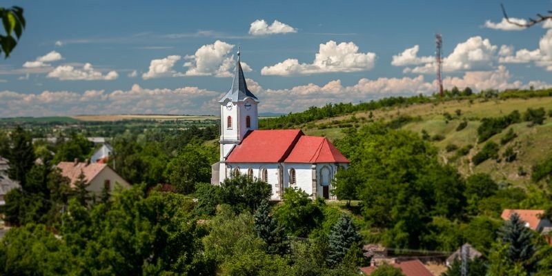 Lábatlani Református Templom